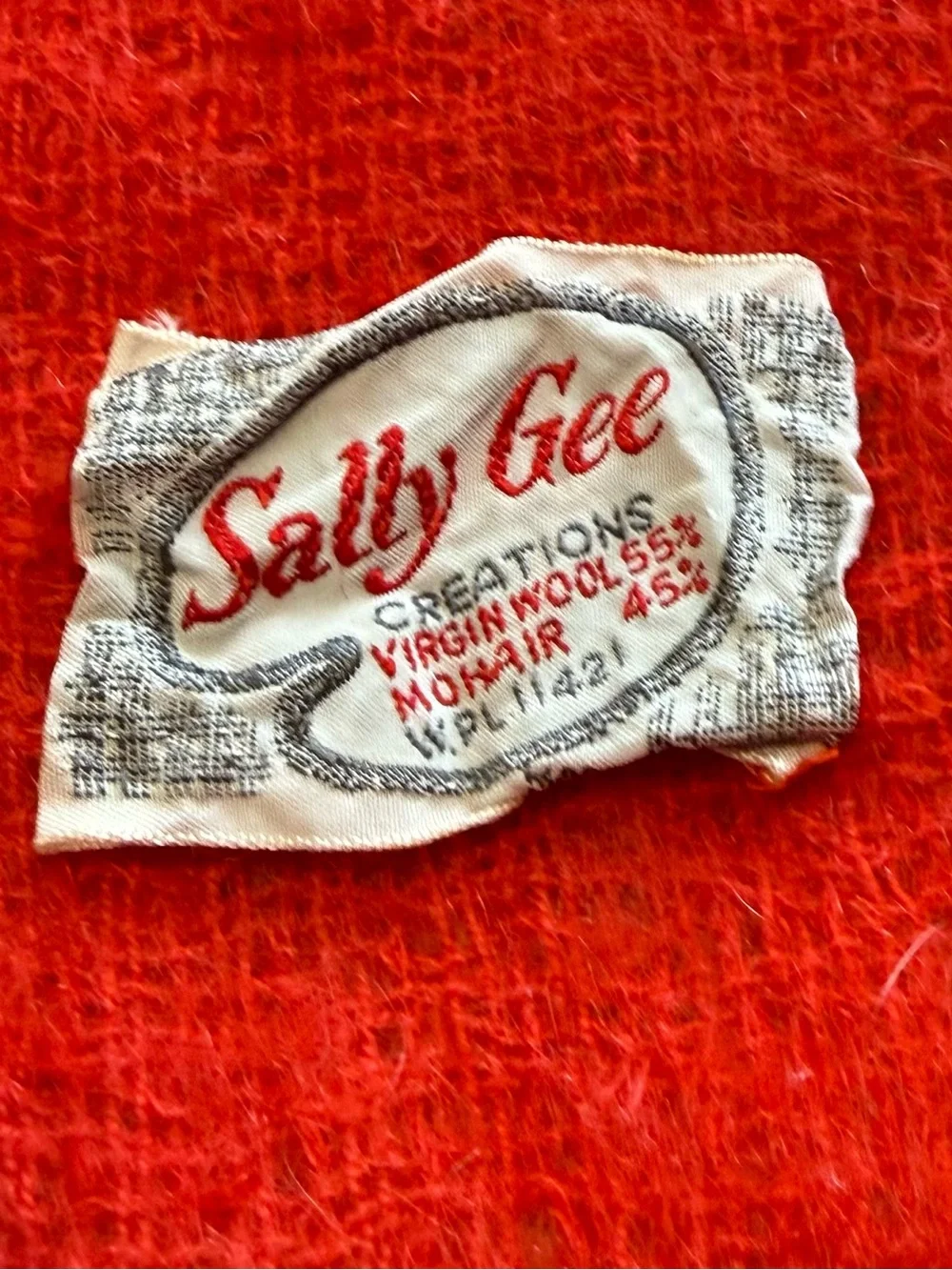 Vintage Red and Cream Check Wool Scarf